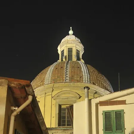Borgo San Frediano - Oltrarno Апартаменты Флоренция